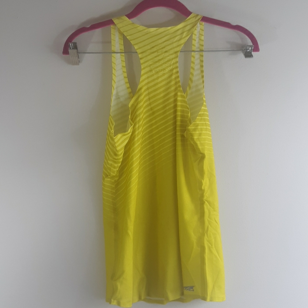 Like New Altra Racing Tank - Picture 4 of 4